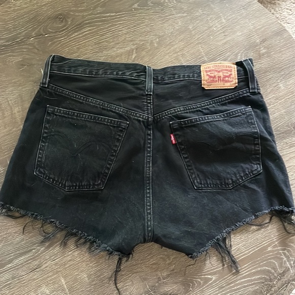 Levi’s 501 festival shorts in black - Picture 5 of 12